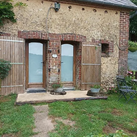Maisonnette En Campagne 