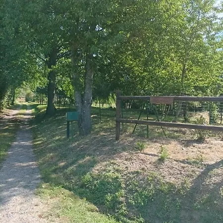 Maisonnette En Campagne 